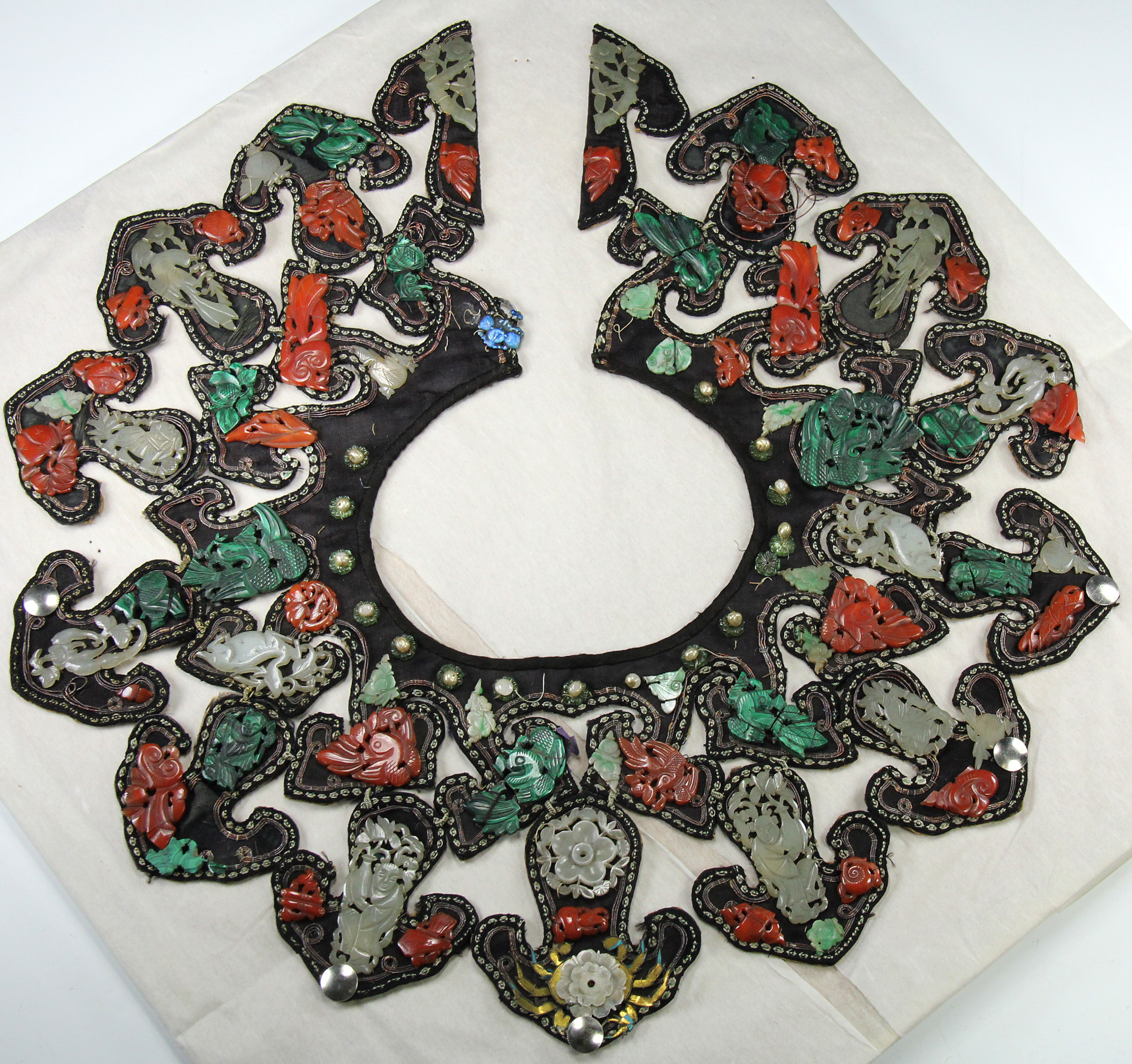Qing Dynasty Chinese collar with embellishments including Jade